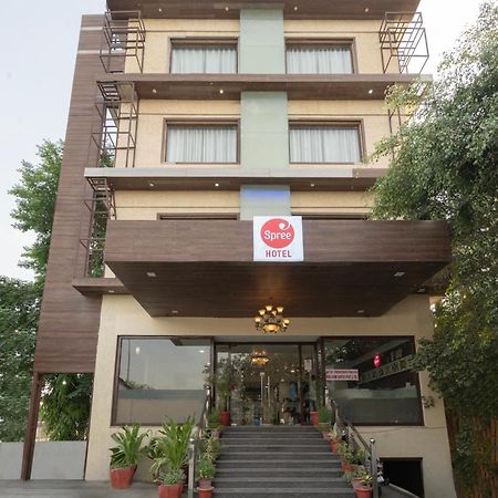Spree Hotel Agra - Walking Distance To Tajmahal Esterno foto