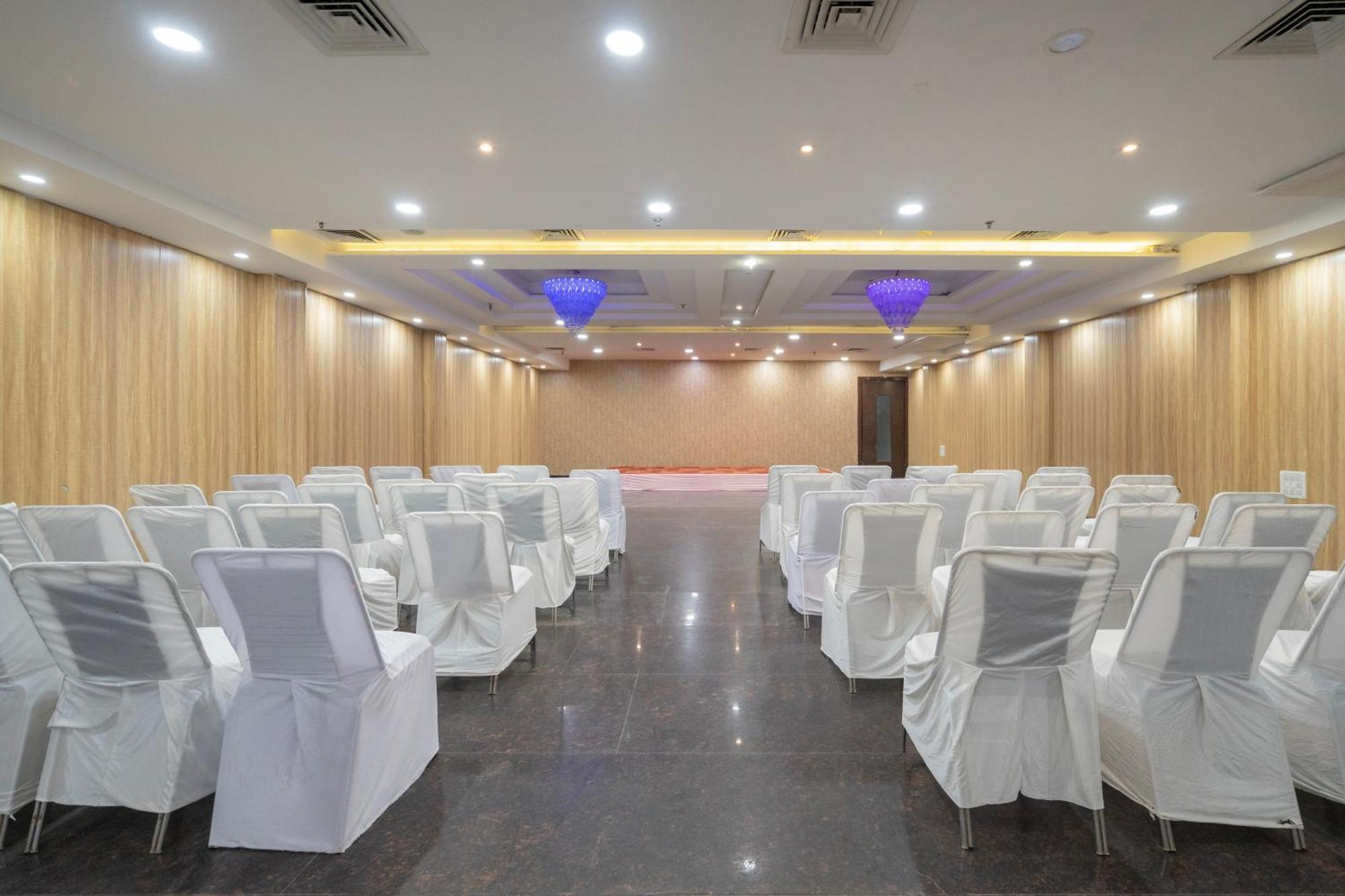 Spree Hotel Agra - Walking Distance To Tajmahal Esterno foto