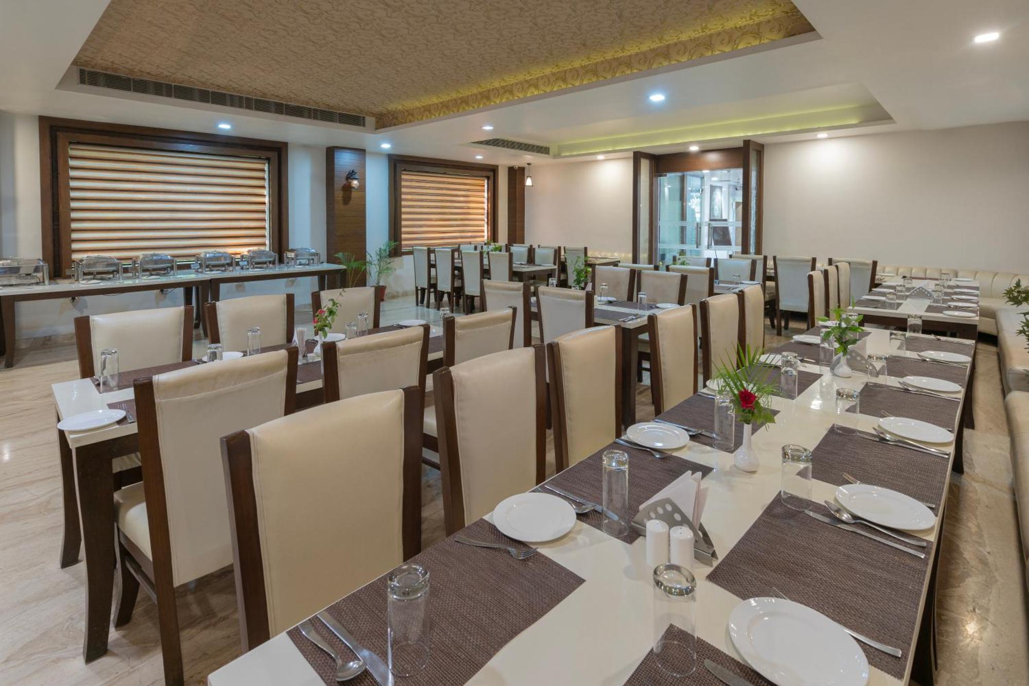 Spree Hotel Agra - Walking Distance To Tajmahal Esterno foto